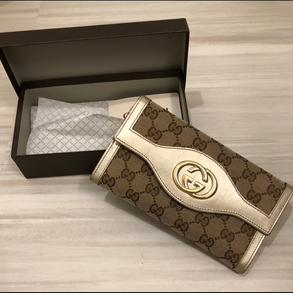 Authentic Gucci GG Monagram Wallet Brown w/Gold